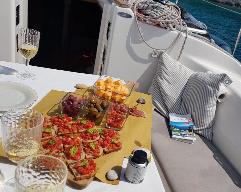 Bruschetta on sailing tour - AndAdventure Croatia